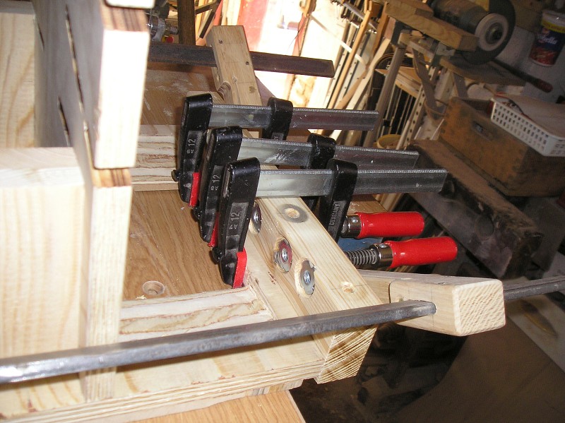 261_(2011-04-08)_08.jpg
